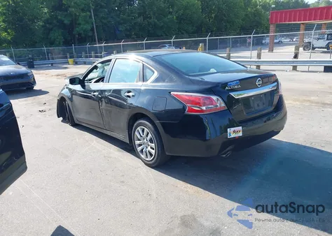 2015 Nissan Altima 2.5/2.5 S/2.5 Sl/2.5 Sv from USA, damaged, VIN 1N4AL3AP2FC276184